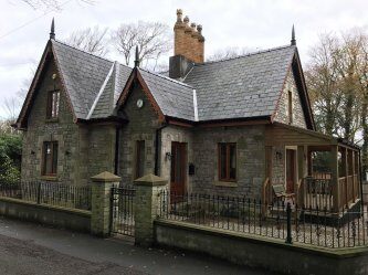 Duporth Lodge